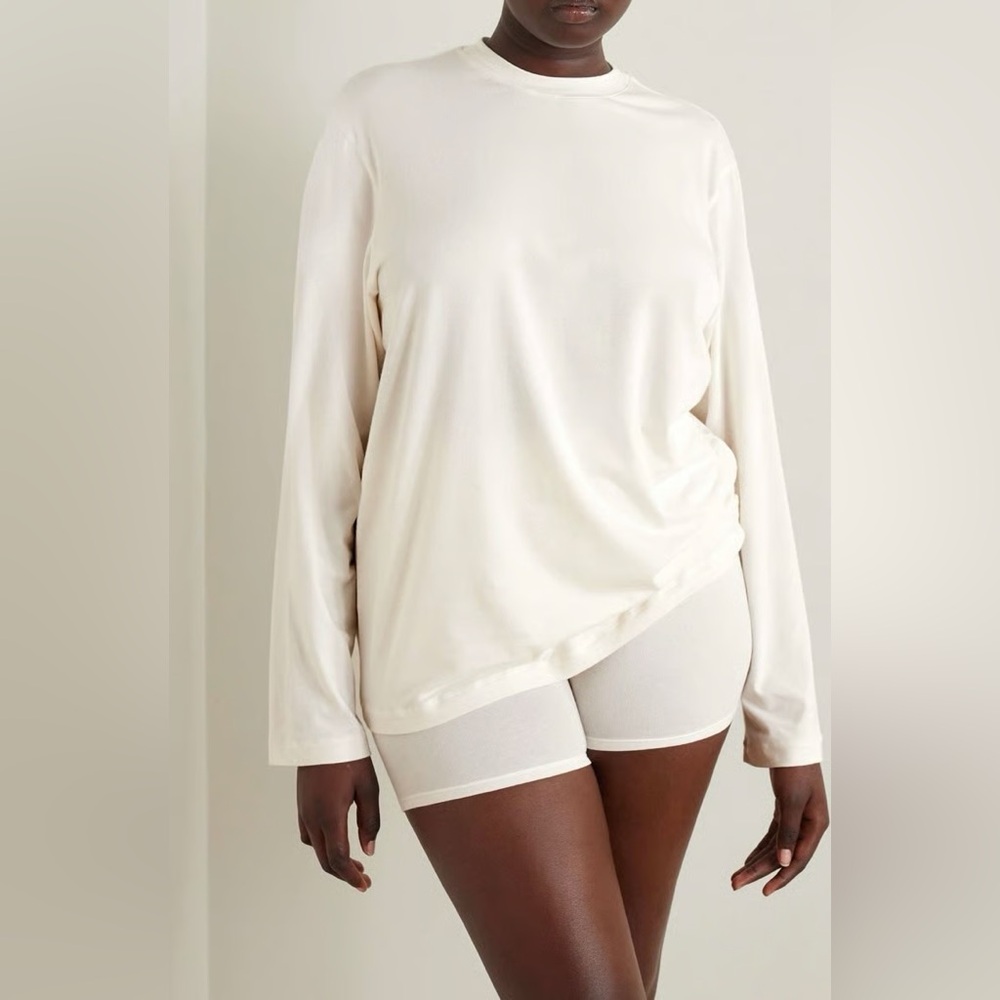 Skims BOYFRIEND LONG SLEEVE T-SHIRT